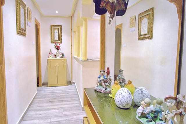 3 quarto Apartamento para venda em Centro, Elche / Elx - 125 000 € (Ref: 9106500)