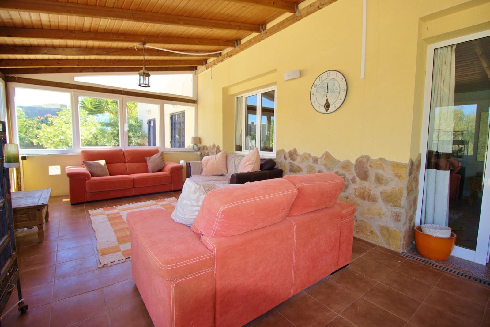 6 bedroom Villa for sale in Aspe with pool garage - € 330,000 (Ref: 9129723)