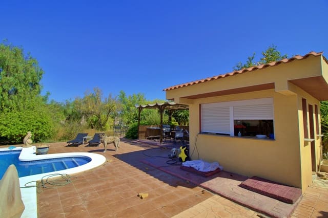 Chalet de 6 habitaciones en Aspe en venta con piscina garaje - 330.000 € (Ref: 9129723)