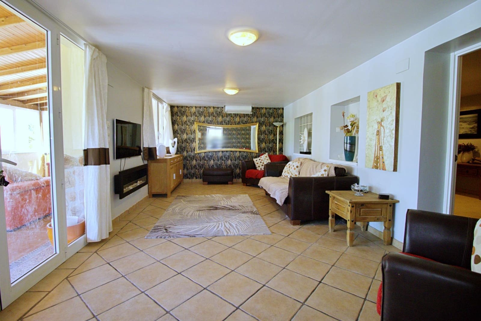 6 bedroom Villa for sale in Aspe with pool garage - € 330,000 (Ref: 9129723)