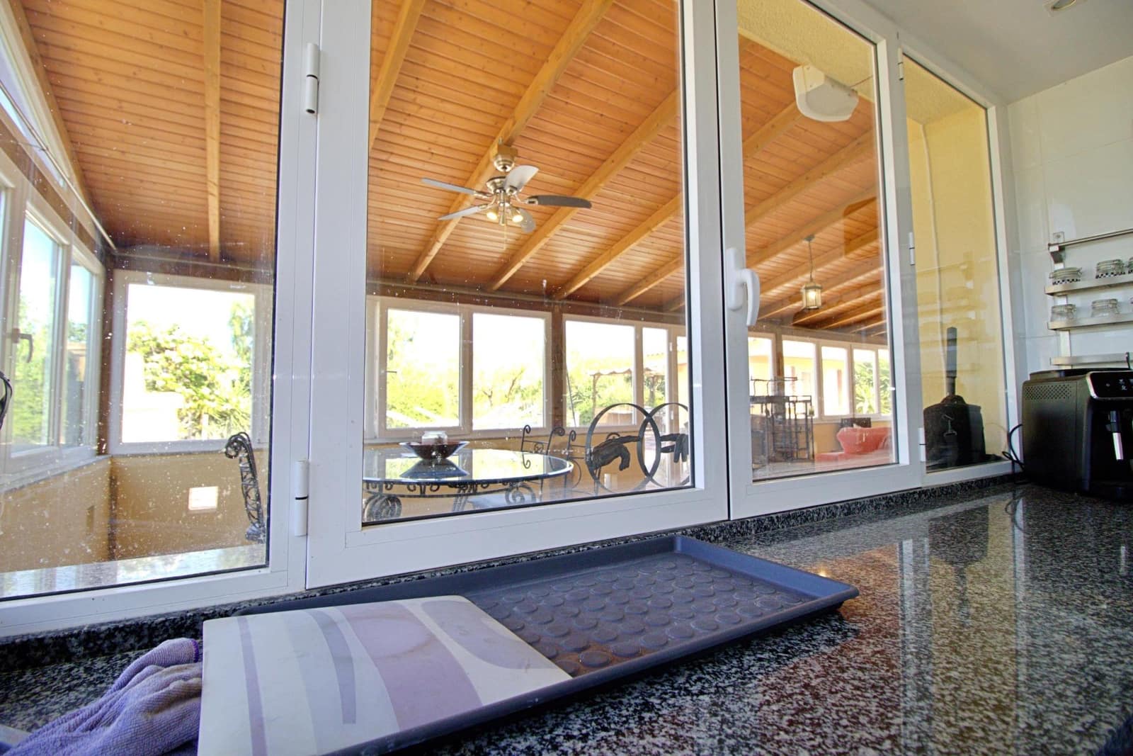 6 bedroom Villa for sale in Aspe with pool garage - € 330,000 (Ref: 9129723)