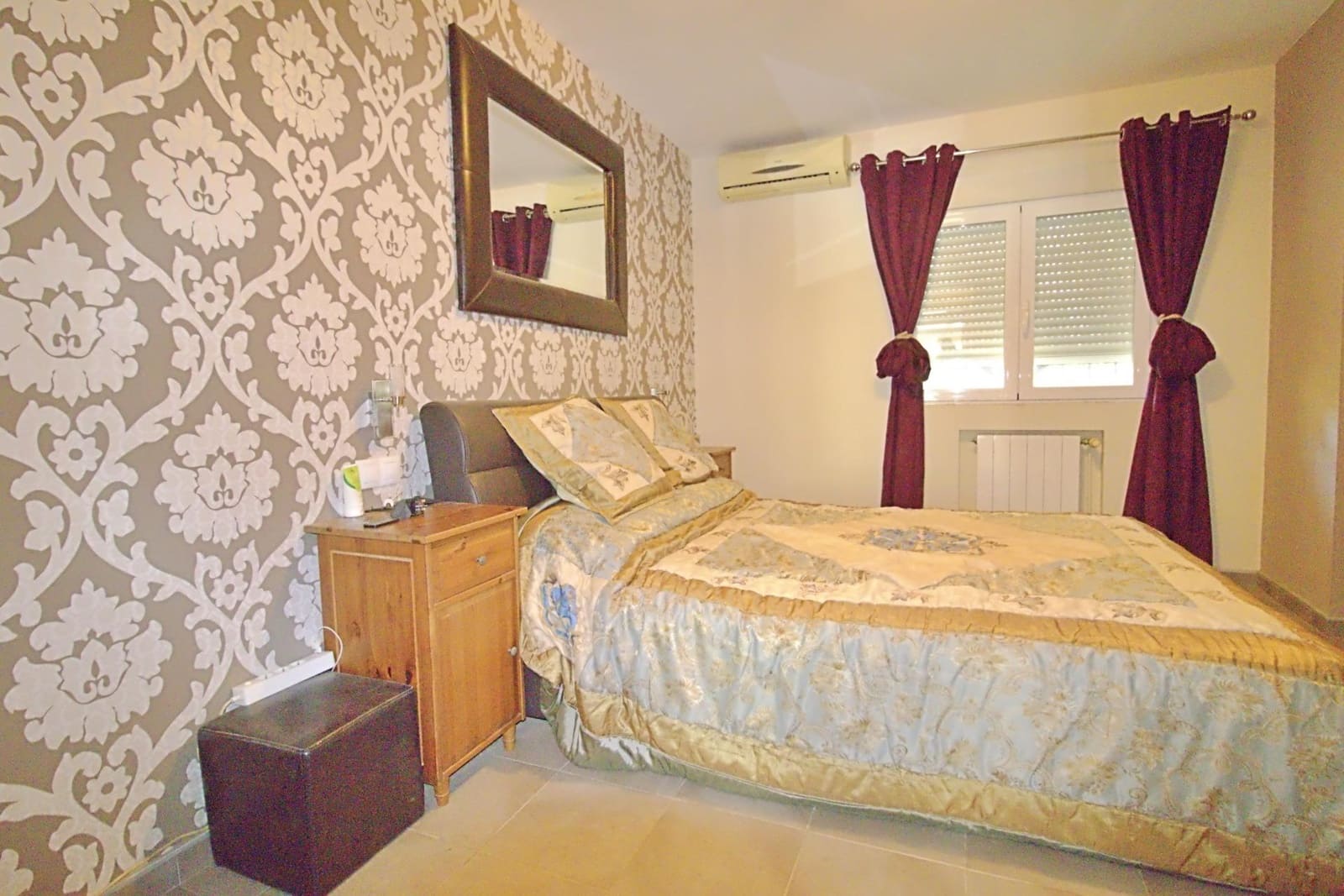 6 bedroom Villa for sale in Aspe with pool garage - € 330,000 (Ref: 9129723)