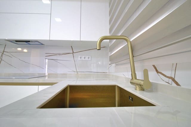 3 quarto Apartamento para venda em Elche / Elx - 199 000 € (Ref: 9200468)