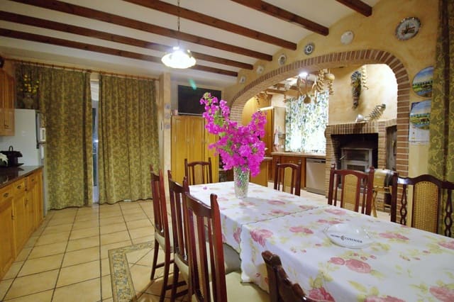 6 soveværelse Villa til salg i La Hoya, Elche / Elx med swimmingpool garage - € 699.000 (Ref: 9209467)