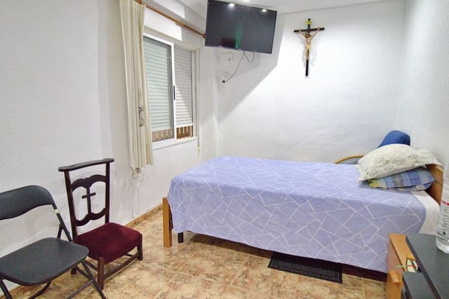 4 slaapkamer Flat te koop in Altabix, Elche / Elx - € 165.000 (Ref: 9215024)