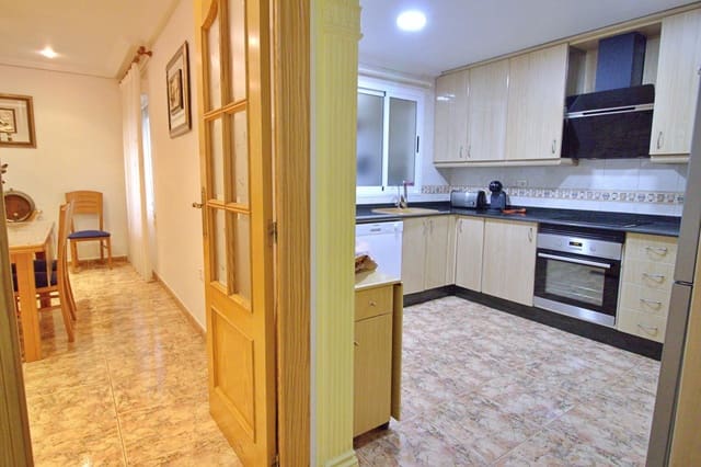 4 slaapkamer Flat te koop in Altabix, Elche / Elx - € 165.000 (Ref: 9215024)