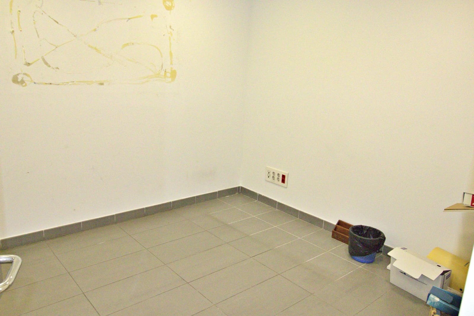 Commercial for rent in Elche / Elx - € 2,500 (Ref: 9262589)