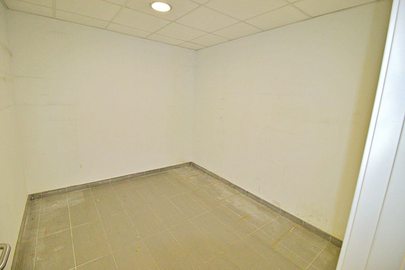 Commercial for rent in Elche / Elx - € 2,500 (Ref: 9262589)