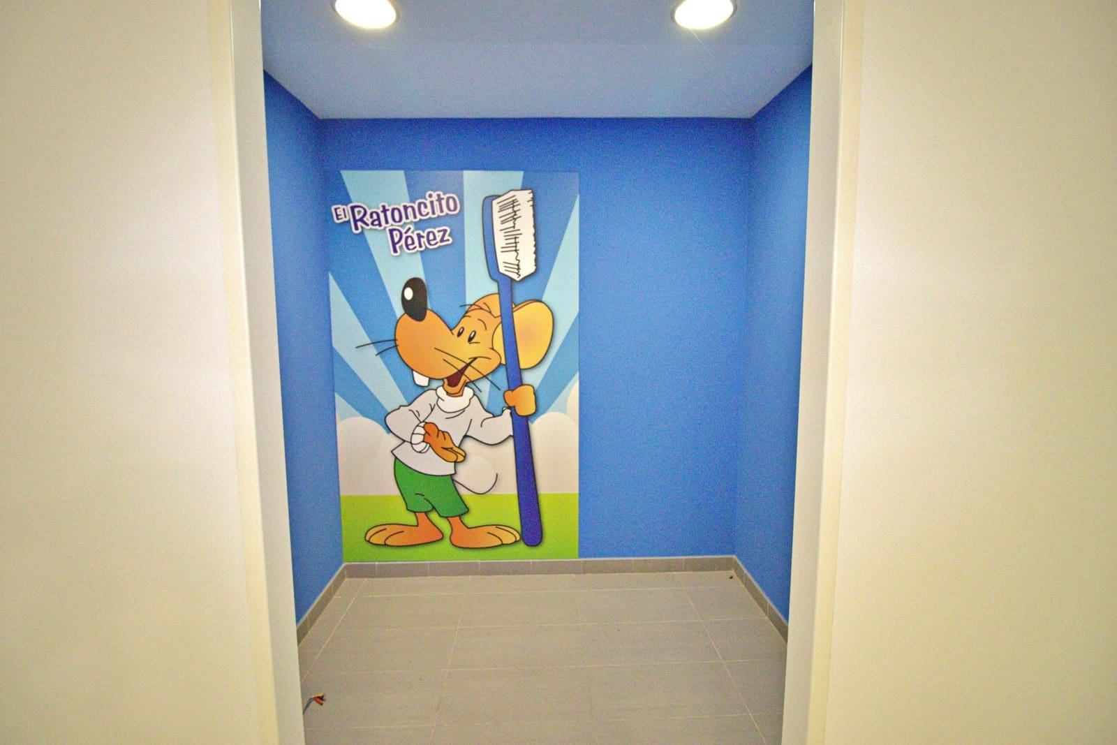 Commercial for rent in Elche / Elx - € 2,500 (Ref: 9262589)