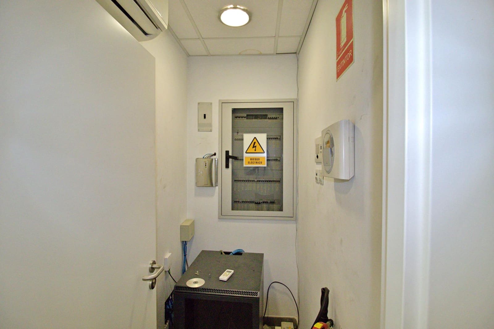 Commercial for rent in Elche / Elx - € 2,500 (Ref: 9262589)