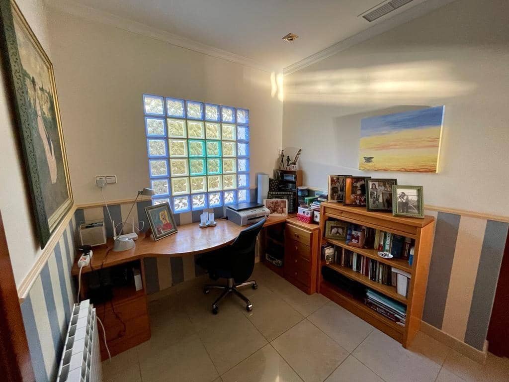 4 sypialnia Willa na sprzedaż w Albatera z basenem garażem - 395 000 € (Ref: 9264505)