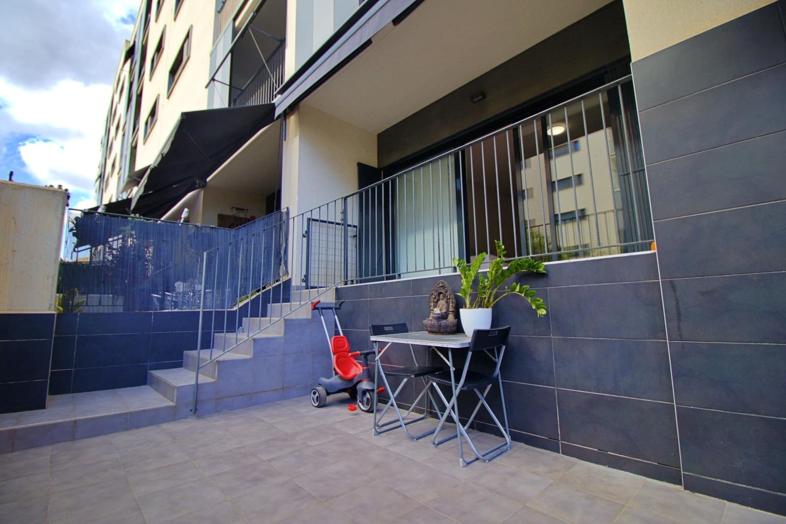 3 bedroom Apartment for sale in Elche / Elx with pool garage - € 210,000 (Ref: 9264506)