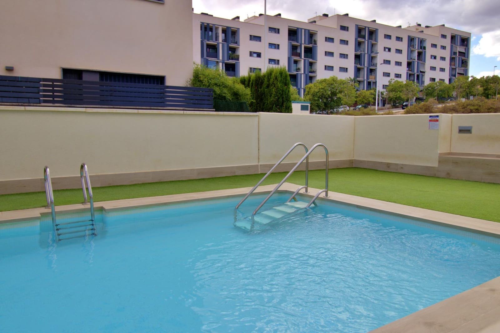 3 bedroom Apartment for sale in Elche / Elx with pool garage - € 210,000 (Ref: 9264506)