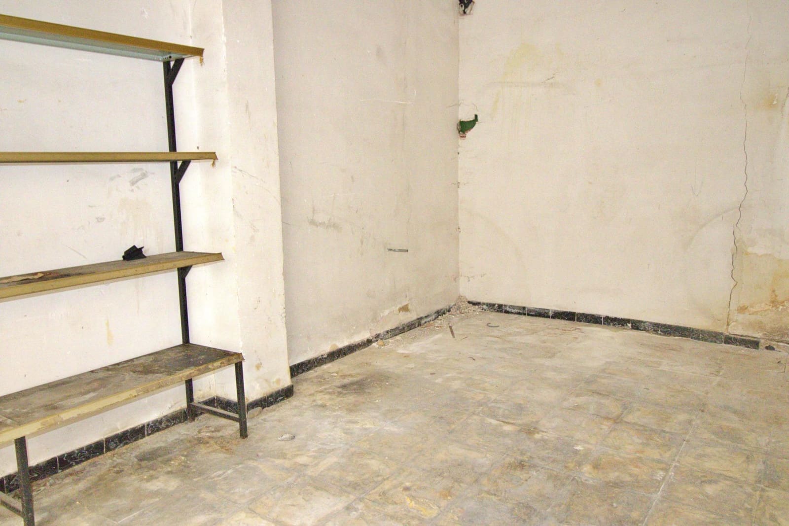 Comercial para venda em Elche / Elx - 32 000 € (Ref: 9282194)