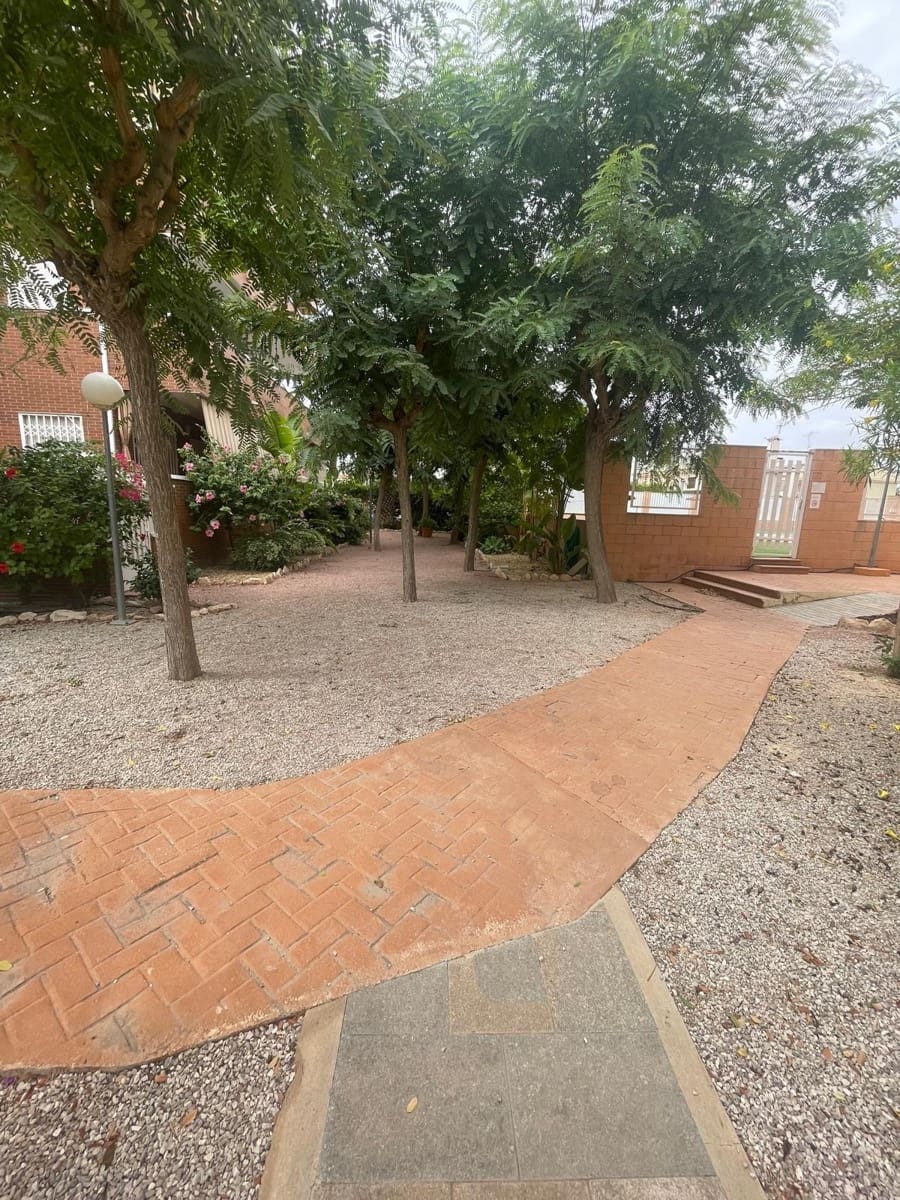 3 soverom Rekkehus til salgs i Elche / Elx med svømmebasseng garasje - € 445 000 (Ref: 9312861)