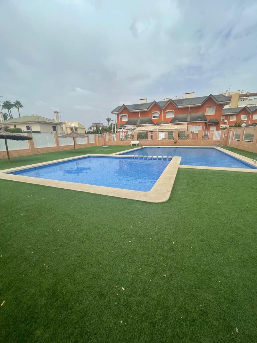 3 quarto Moradia em Banda para venda em Elche / Elx com piscina garagem - 445 000 € (Ref: 9312861)