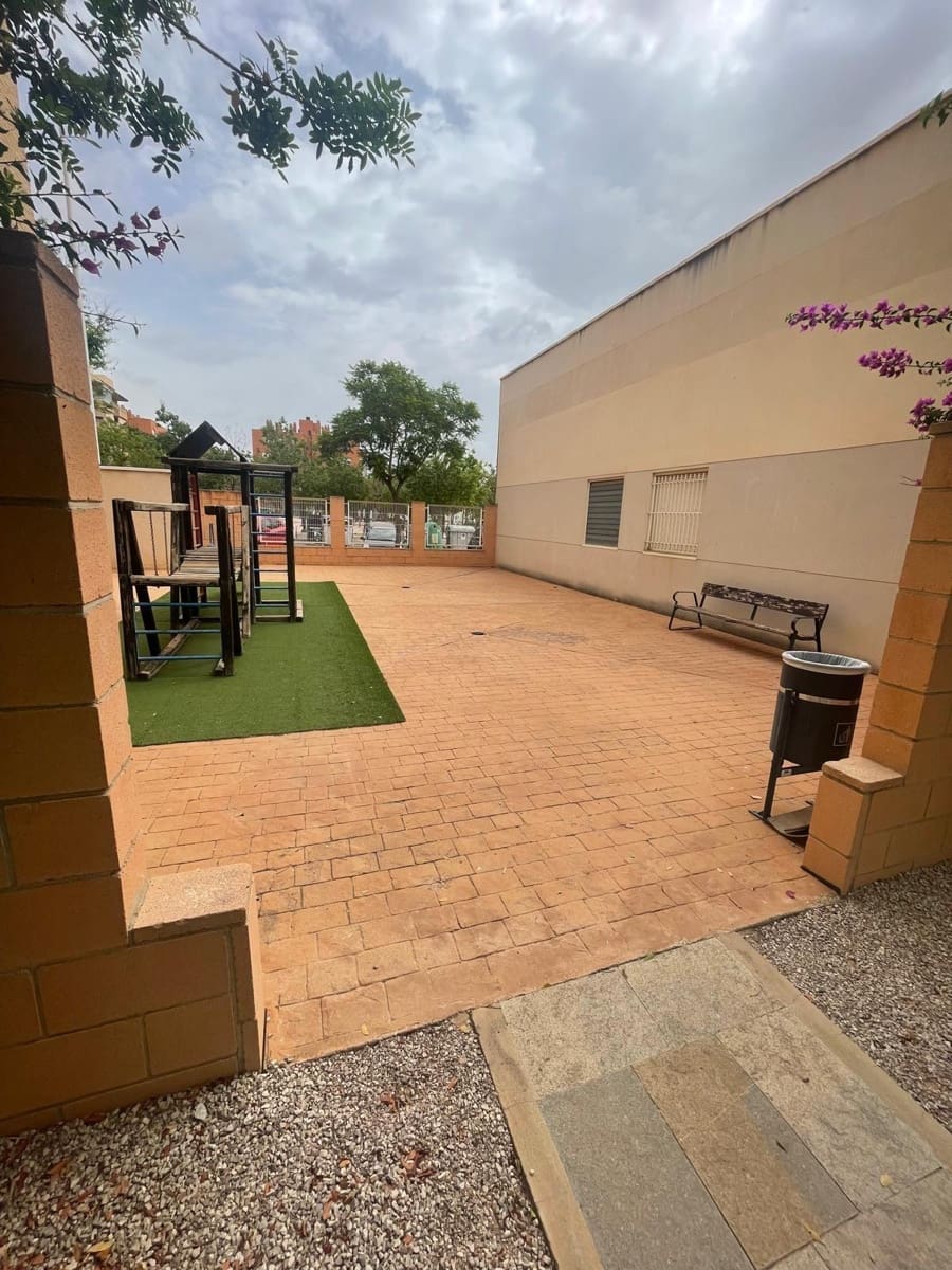 3 quarto Moradia em Banda para venda em Elche / Elx com piscina garagem - 445 000 € (Ref: 9312861)