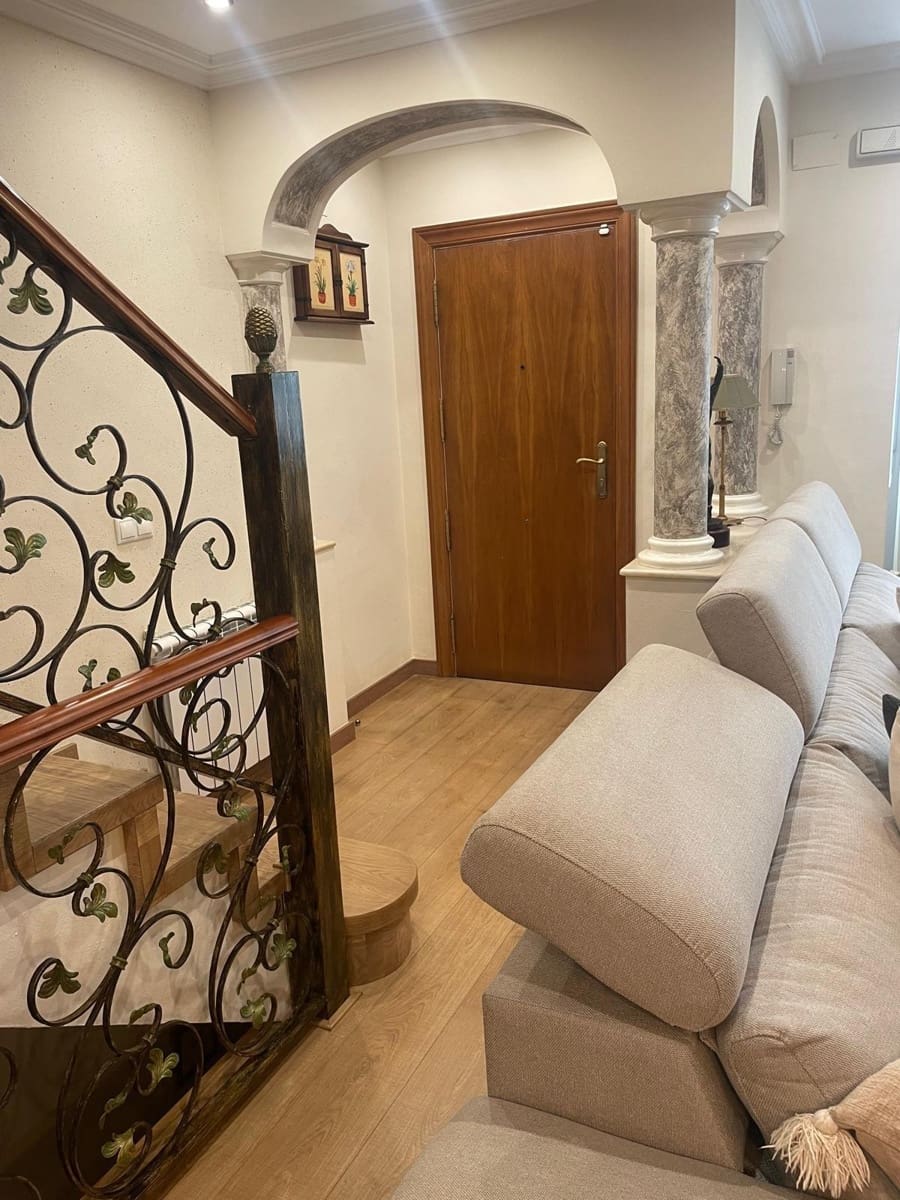 3 quarto Moradia em Banda para venda em Elche / Elx com piscina garagem - 445 000 € (Ref: 9312861)