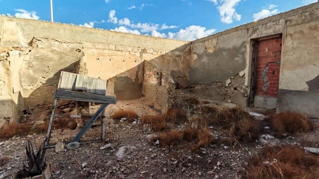 3 sypialnia Willa na sprzedaż w Elche / Elx - 350 000 € (Ref: 9324329)