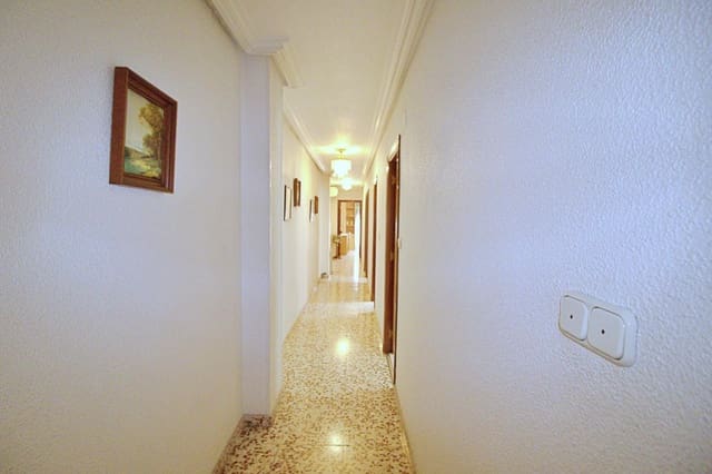 3 soveværelse Lejlighed til salg i Elche / Elx med garage - € 195.000 (Ref: 9344767)