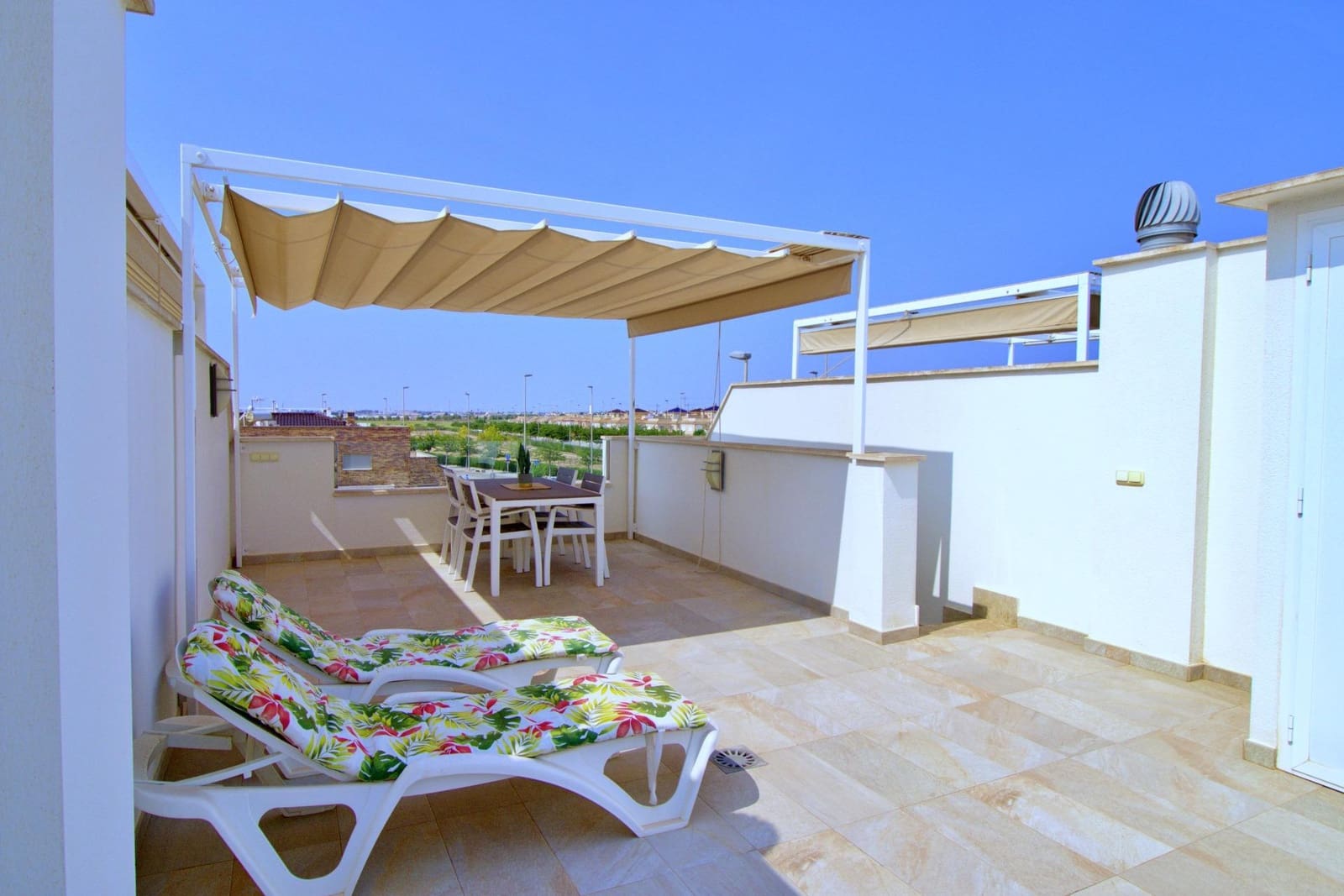 3 soveværelse Bungalow til salg i Torre de la Horadada - € 485.000 (Ref: 9374020)