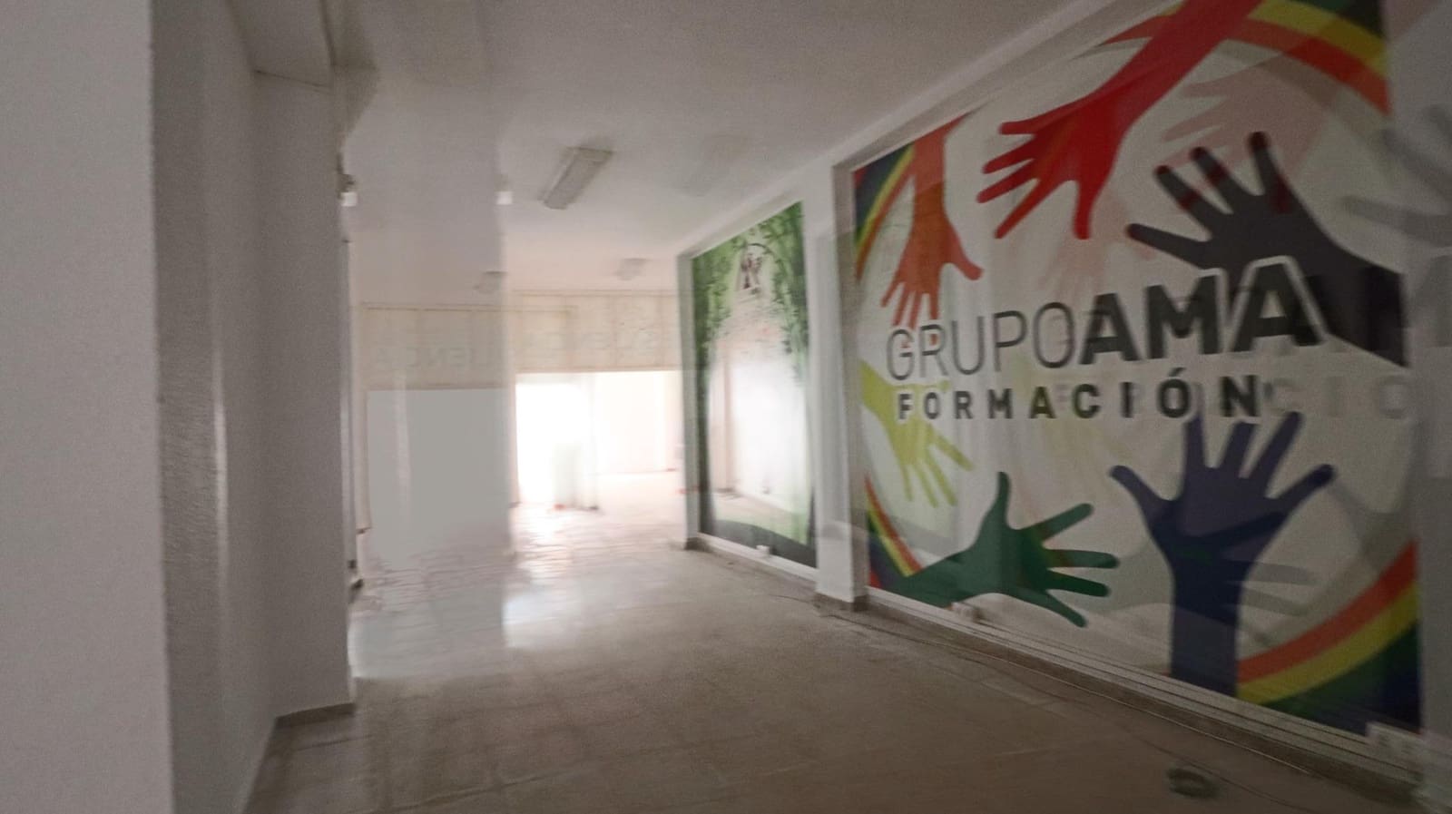 Erhverv til salg i Elche / Elx - € 135.000 (Ref: 9387905)