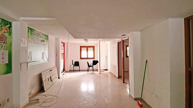 Local Comercial en Elche / Elx en venta - 135.000 € (Ref: 9387905)