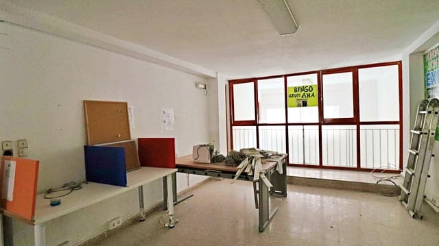 Local Comercial en Elche / Elx en venta - 135.000 € (Ref: 9387905)