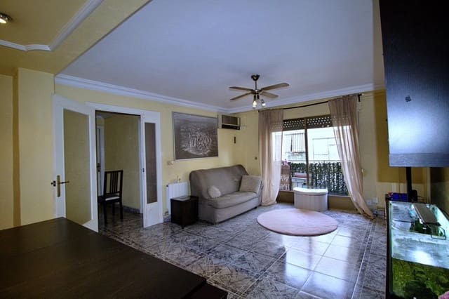 4 slaapkamer Flat te koop in Elche / Elx met garage - € 199.000 (Ref: 9403384)