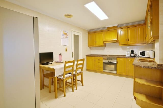 4 sypialnia Mieszkanie na sprzedaż w Elche / Elx z garażem - 179 000 € (Ref: 9403384)