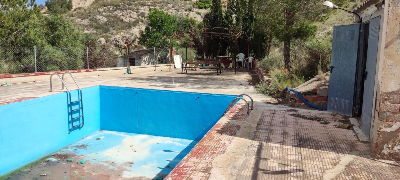 Mark till salu i Aspe - 110 000 € (Ref: 9410962)