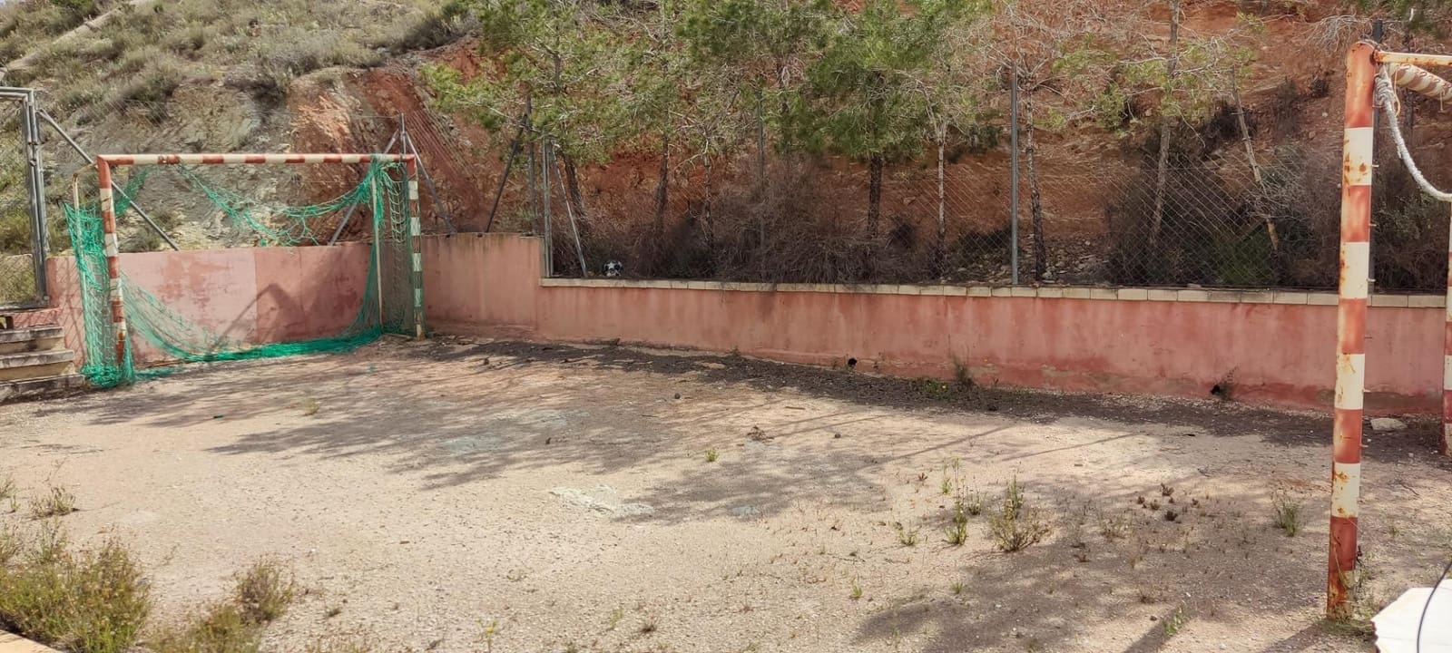 Mark till salu i Aspe - 110 000 € (Ref: 9410962)