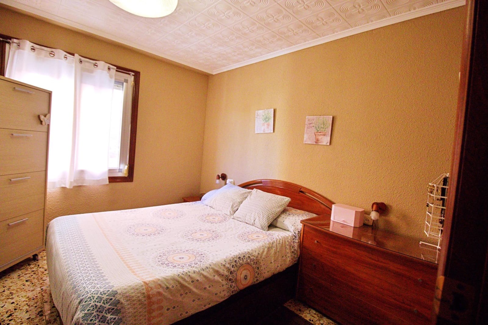 3 soveværelse Lejlighed til salg i Alicante by - € 140.000 (Ref: 9427210)