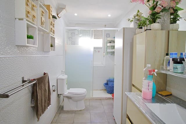 4 slaapkamer Flat te koop in Elche / Elx - € 126.000 (Ref: 9427212)