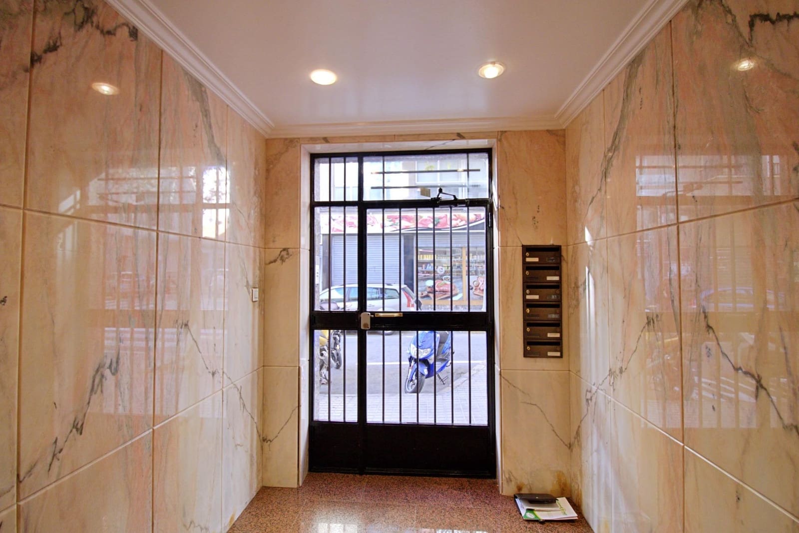 4 chambre Appartement à vendre à Elche / Elx - 126 000 € (Ref: 9427212)