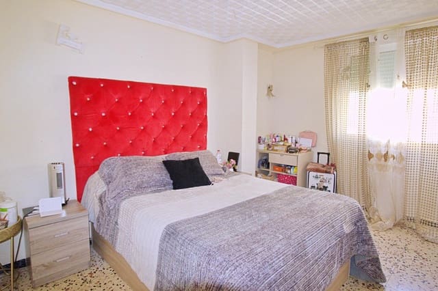 4 soveværelse Lejlighed til salg i Elche / Elx - € 120.000 (Ref: 9427212)