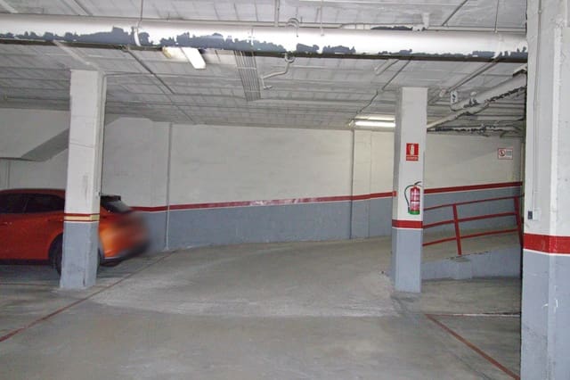 Garage till salu i Elche / Elx - 14 000 € (Ref: 9427213)