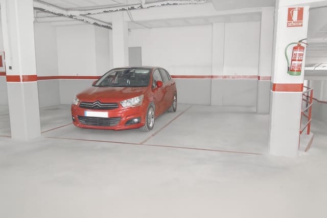 Autotalli myytävänä paikassa Elche / Elx - 12 000 € (Ref: 9427213)