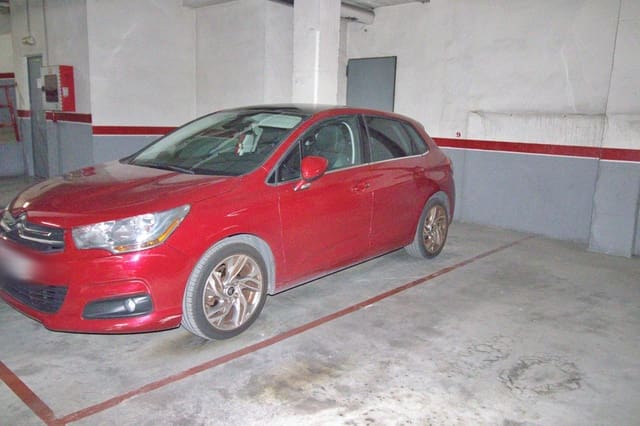 Autotalli myytävänä paikassa Elche / Elx - 12 000 € (Ref: 9427213)