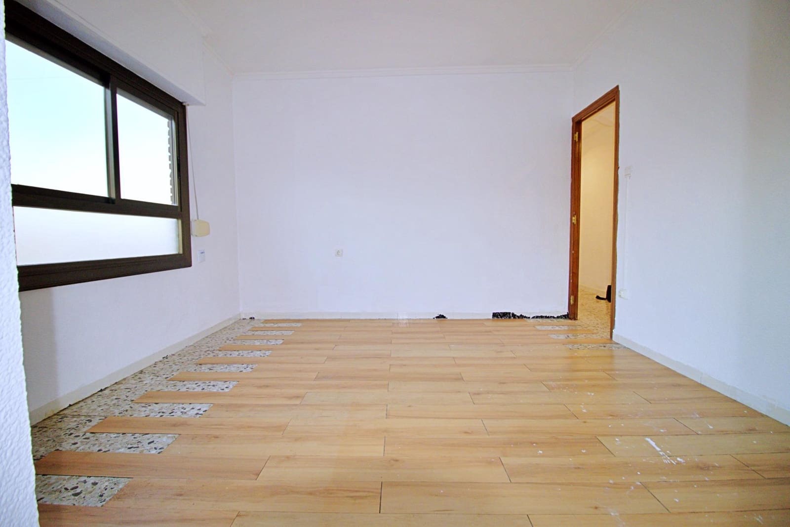 3 bedroom Flat for sale in Elche / Elx - € 168,000 (Ref: 9456254)