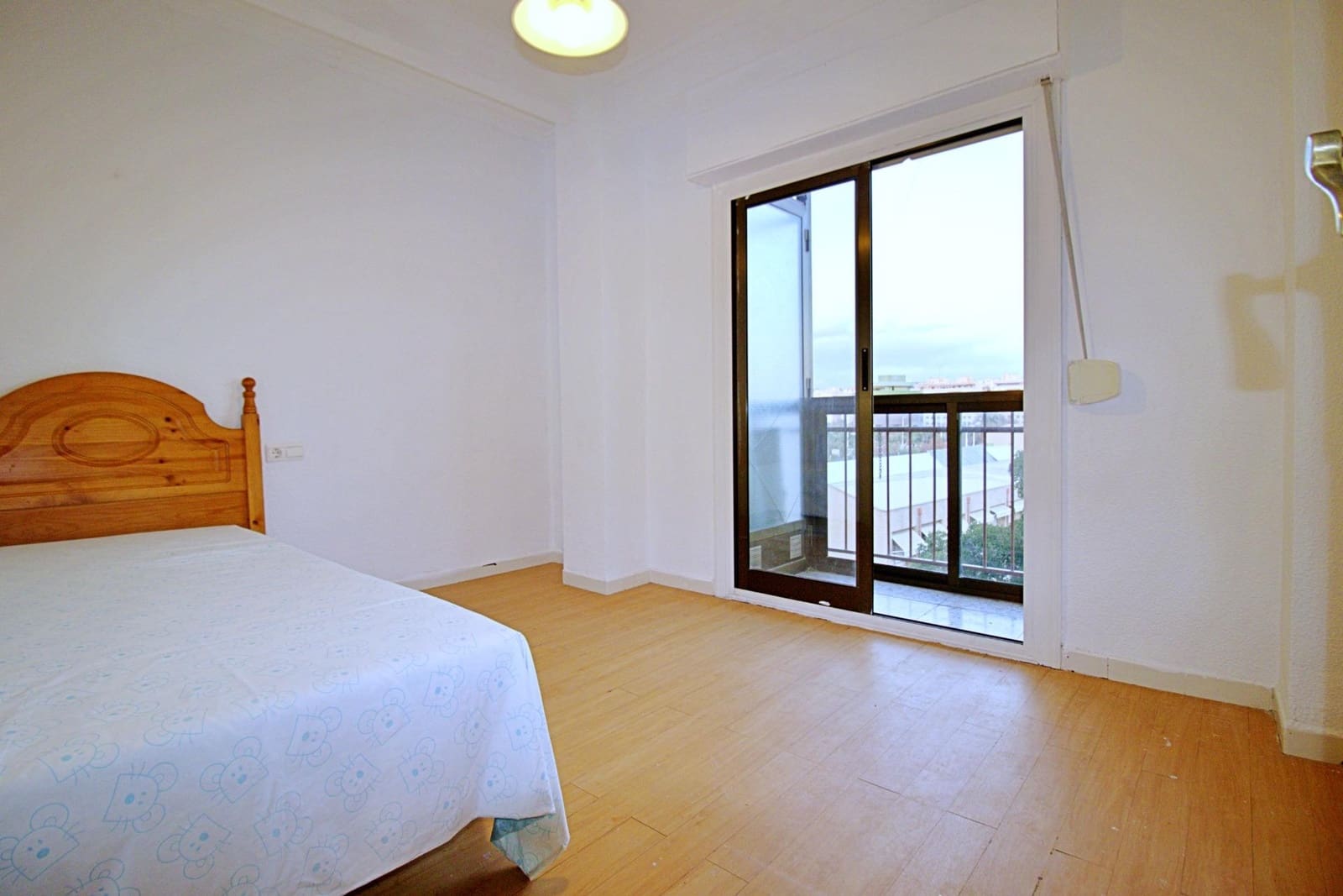 3 bedroom Flat for sale in Elche / Elx - € 168,000 (Ref: 9456254)