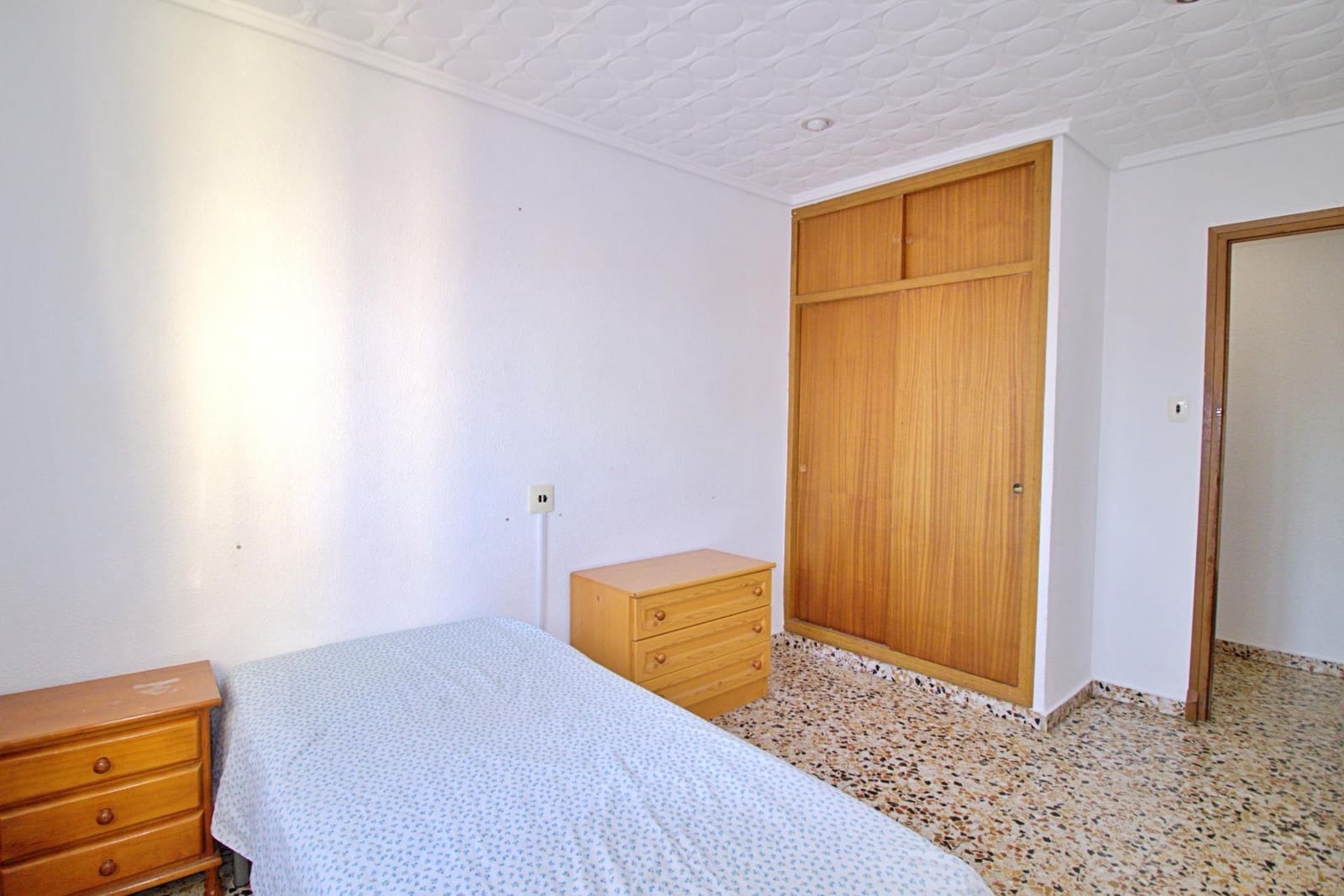 4 bedroom Penthouse for sale in Elche / Elx - € 220,000 (Ref: 9462084)