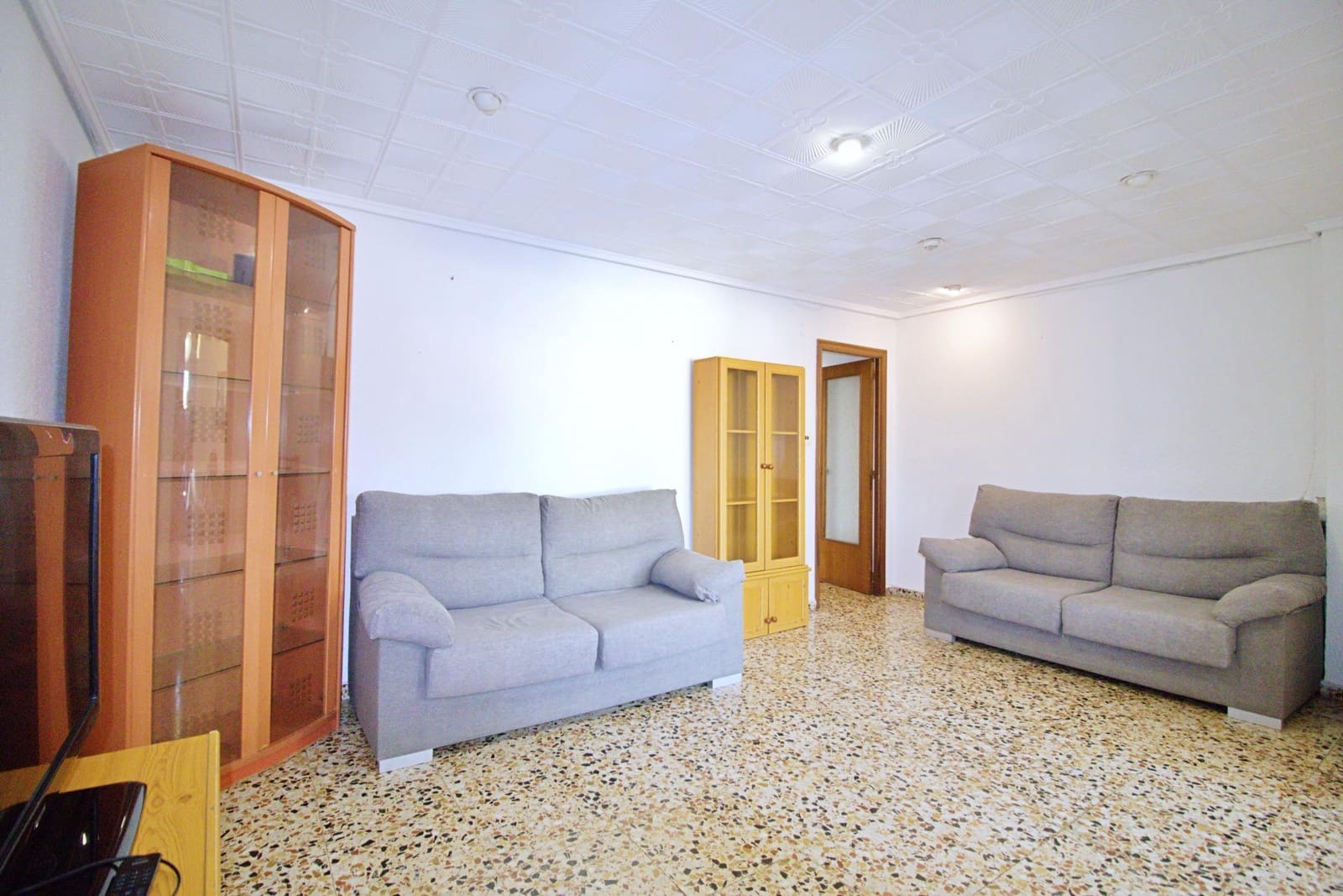 4 bedroom Penthouse for sale in Elche / Elx - € 220,000 (Ref: 9462084)