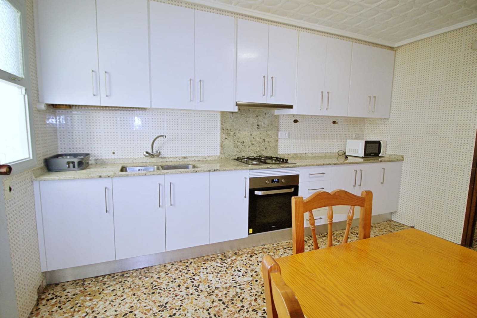 4 bedroom Penthouse for sale in Elche / Elx - € 220,000 (Ref: 9462084)