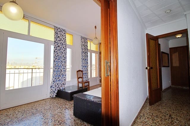 4 bedroom Penthouse for sale in Altabix, Elche / Elx - € 220,000 (Ref: 9462084)