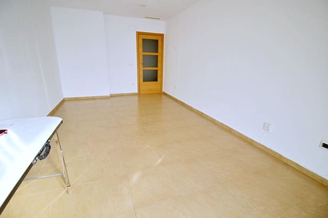 3 sovrum Lägenhet till salu i Elche / Elx - 215 000 € (Ref: 9502366)