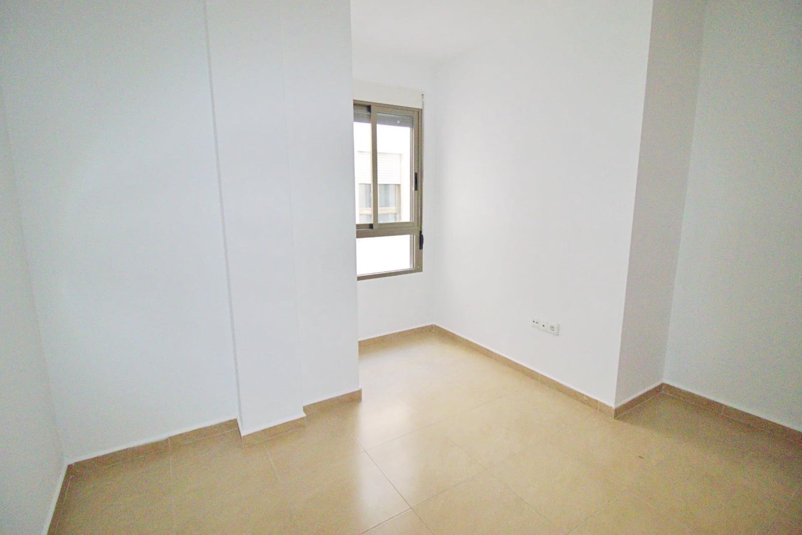 3 bedroom Flat for sale in Elche / Elx - € 225,000 (Ref: 9502366)