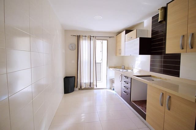 3 sovrum Lägenhet till salu i Elche / Elx - 215 000 € (Ref: 9502366)