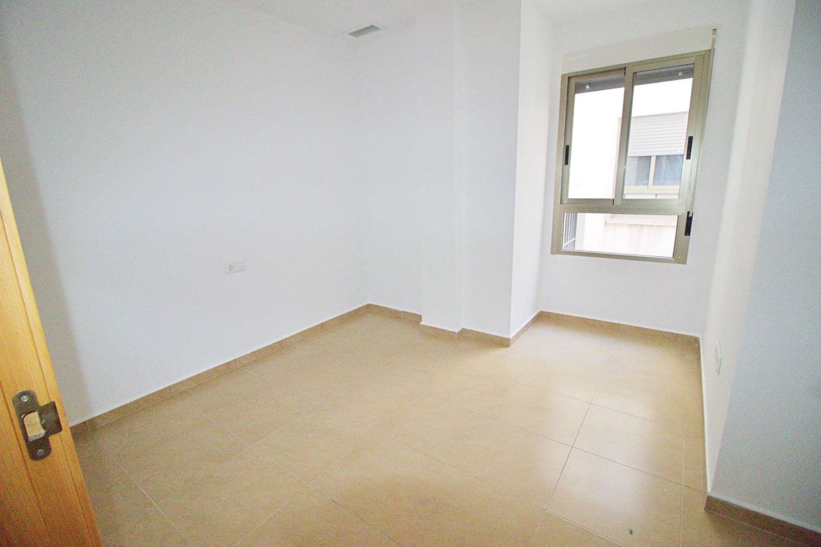 3 bedroom Flat for sale in Elche / Elx - € 225,000 (Ref: 9502366)
