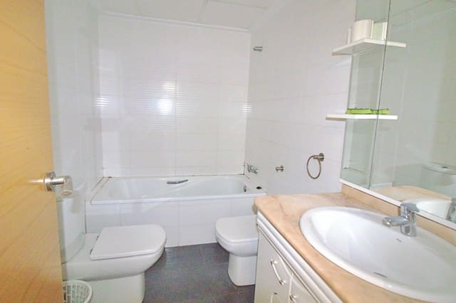 3 sovrum Lägenhet till salu i Elche / Elx - 215 000 € (Ref: 9502366)